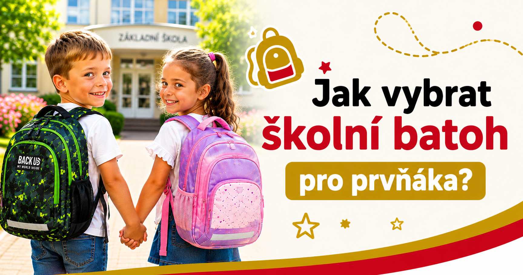 Jak vybrat školní batoh pro prvňáka – usměvavý chlapec a dívka se školními batohy před základní školou